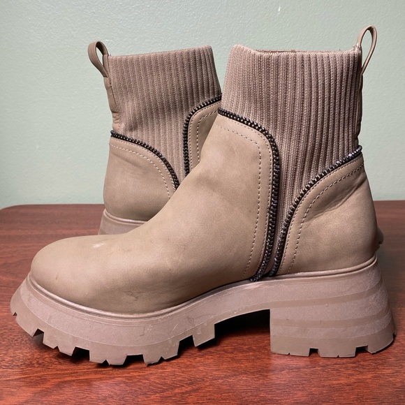 Call It Spring | Khaki Beige Chunky Zipper Sock Detail “Vesperr” Boots - 10 - Picture 4 of 11